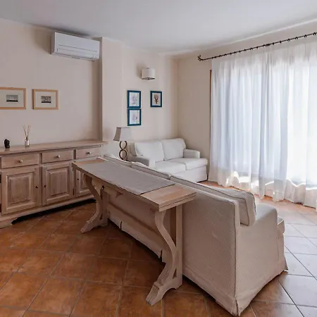 Pgs Immobiliare Srls Terramare Trilocale Con Balcone Vista Mare *