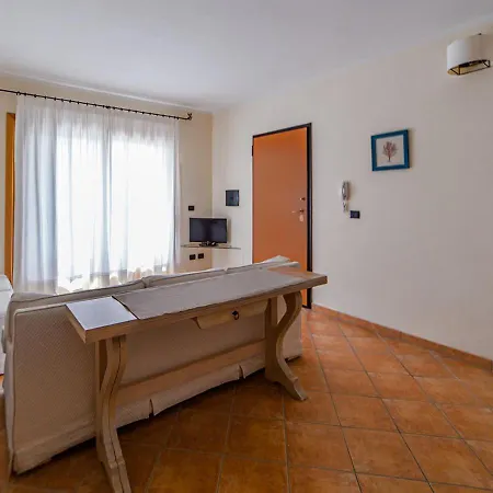 Appartement Pgs Immobiliare Srls Terramare Trilocale Con Balcone Vista Mare